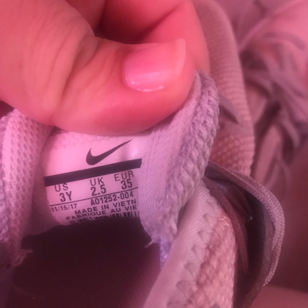 Nike air max size 3y kids